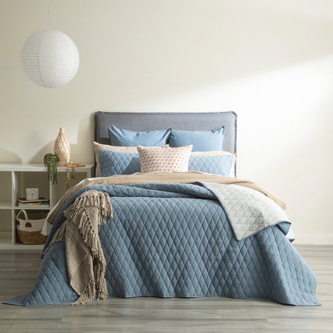 Renee Taylor Diamante Vintage Stone Washed Cotton Reversible Quilted Coverlet Set Queen/King Blue